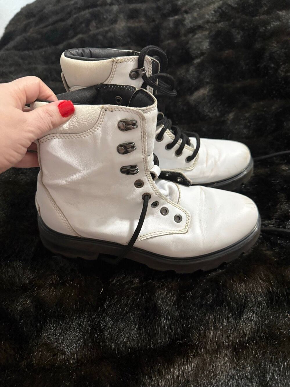 Sorel Lennox Lace STKD Boots 8.5 Combat Ankle Top Comfort NL4843-100 White